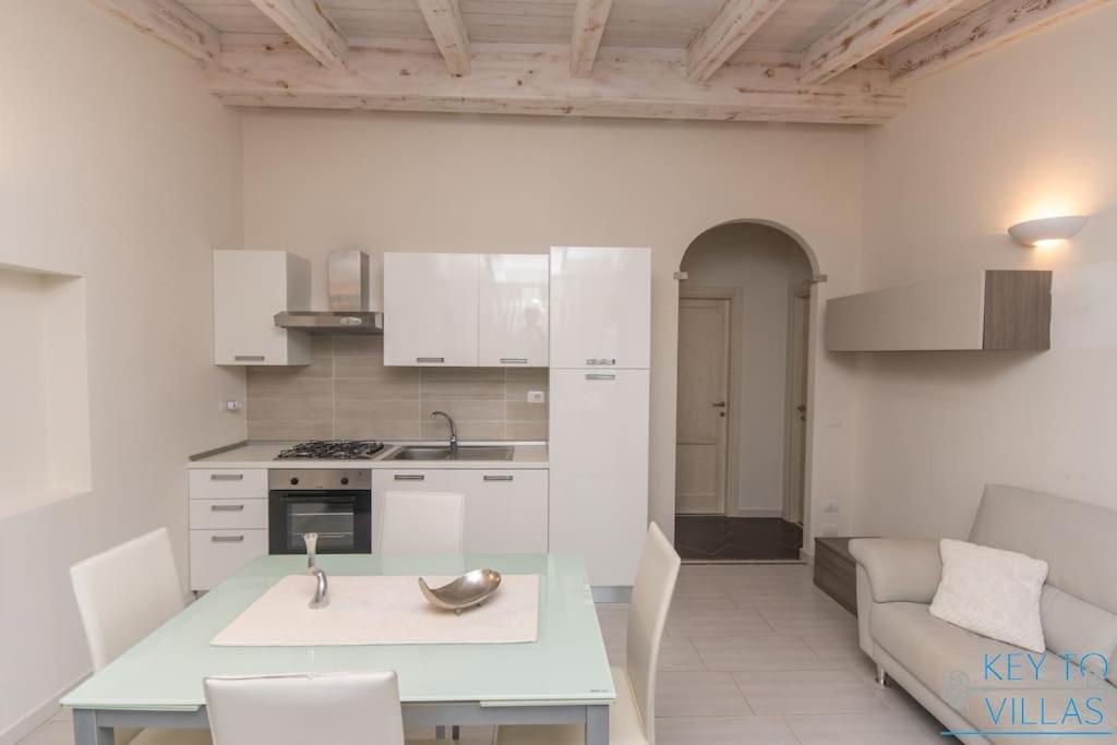 Brigata House - Luxury 2 Beds, Wifi, Balcony,Sea View - Key To Villas Castelsardo Buitenkant foto