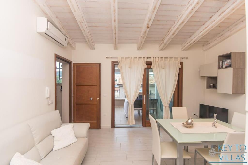 Brigata House - Luxury 2 Beds, Wifi, Balcony,Sea View - Key To Villas Castelsardo Buitenkant foto